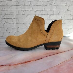 Sorel Lolla Boots Waterproof Suede Cut Out Ankle Booties Womens Size 5.5 Tan